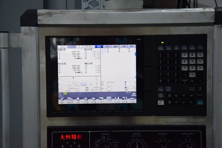 面板.jpg 面板.jpg